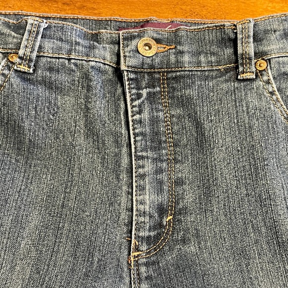 Gloria Vanderbilt Amanda Jeans Women's Sz 12 Denim Stretch Straight Leg S944-210 - Picture 5 of 10
